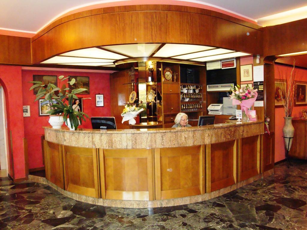 Hotel Filiberto Rimini Extérieur photo